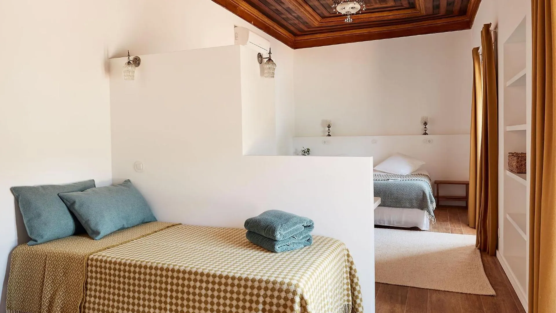 Solar Do Bisavo Bed & Breakfast Bordeira  Portugal
